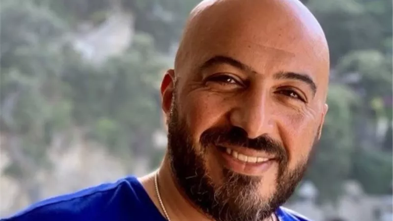 احدث ظهور لـ مجدى الهوارى برفقة ابنائه -صور