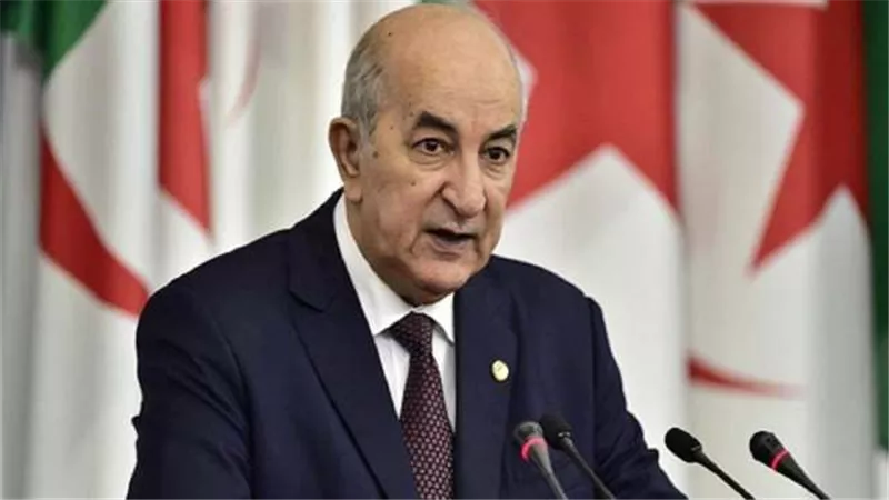 تبون يؤكد عمق العلاقات المصرية الجزائرية خلال زيارته الجناح المصري بمعرض الجزائر الدولي
