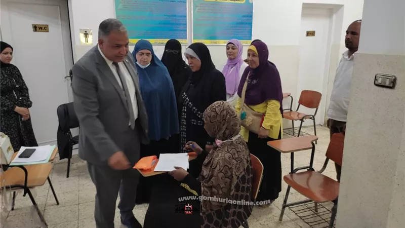 نائب رئيس جامعة الأزهر يتفقد لجان الامتحانات بكليات فرع البنات.. صور
