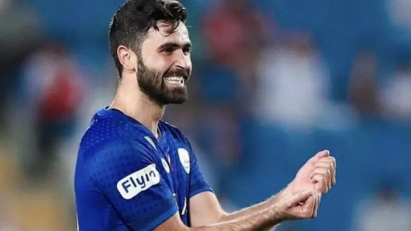 نادى الوحدة الإماراتي يحسم موقفه من بيع عمر خربين فى الصيف