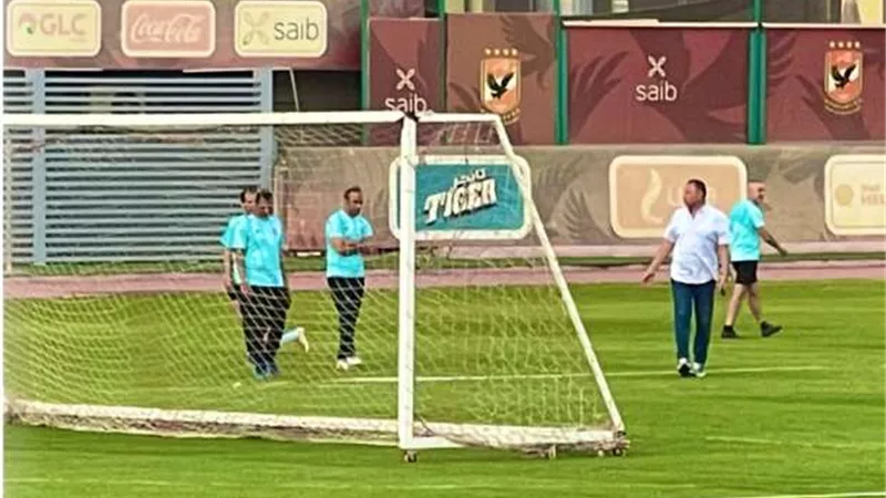 بحضور الخطيب وكهربا.. الأهلى يختتم تدريباته استعدادًا لمواجهة إيسترن كومبانى بالدورى