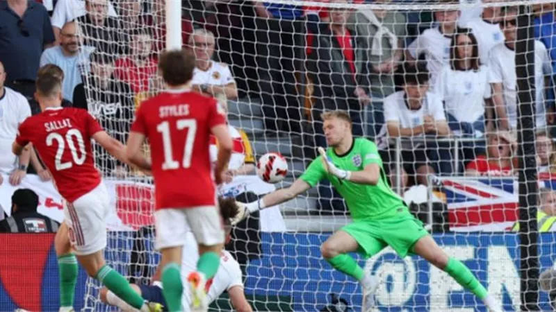 منتخب انجلترا يتعرض لـ