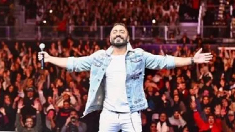 كامل العدد.. نفاذ تذاكر حفل تامر حسنى بـ جدة