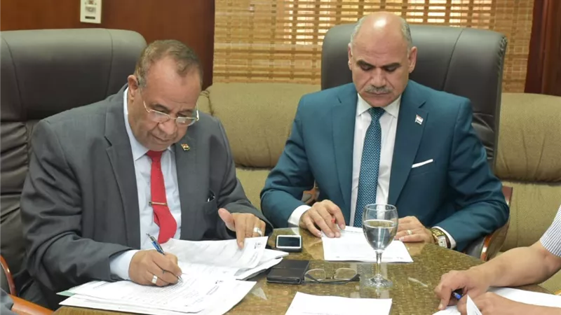 مجلس شئون التعليم والطلاب يناقش إعداد الجداول الدراسية للعام الجامعي المقبل بجامعة الأقصر