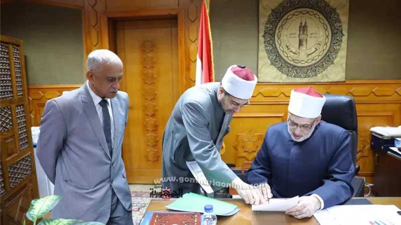 وكيل الأزهر يعتمد نتيجة الشهادتين الابتدائية والإعدادية الأزهرية