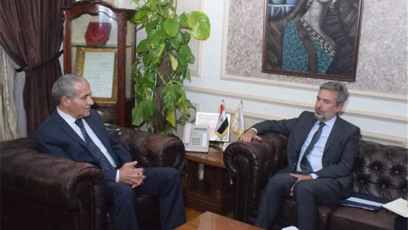 وزير التموين: إيطاليا تشارك في انشاء 6 صوامع حقلية باستثمارات 367 مليون جنيه.