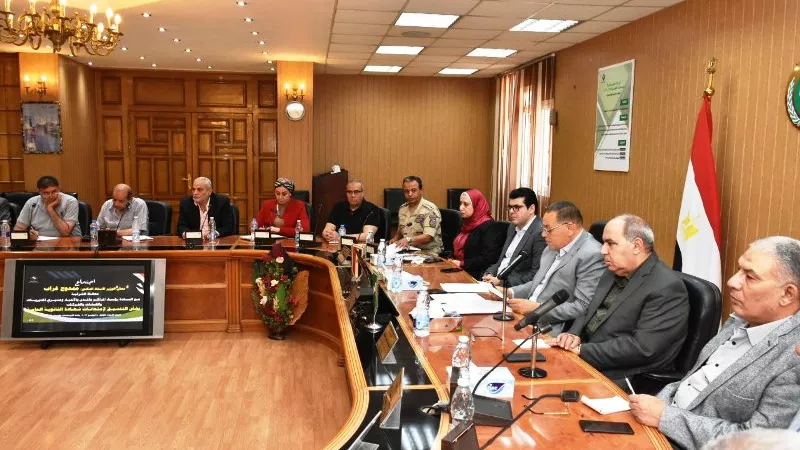 محافظ الشرقية يعقد إجتماعاً لمناقشة الإستعدادات اللازمة لإستقبال إمتحانات الثانوية العامة