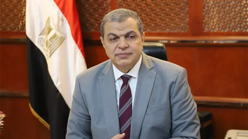 القوى العاملة: تعيين 334 منهم 4 