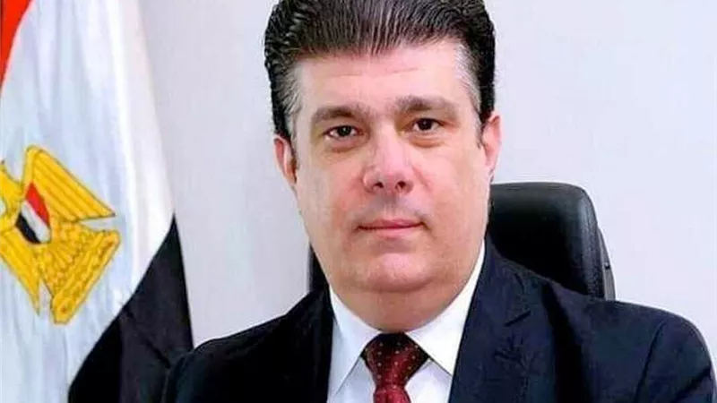 رئيس الهيئة الوطنية للاعلام يوجه بسرعة الانتهاء من التحقيقات بواقعة إذاعة وسط الدلتا