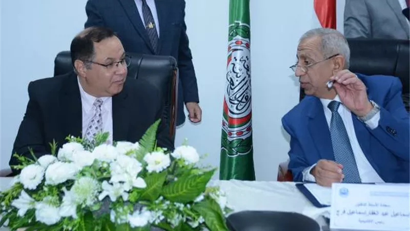 إتفاقية تعاون علمي وتقني بين الأكاديمية العربية للنقل البحرى والمركز القومي للبحوث