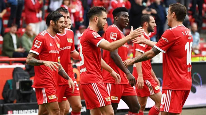 الدورى الالمانى .. حارس باير ليفركوزن ينضم ليونيون برلين