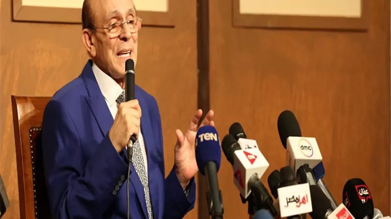 محمد صبحي يعلن عن مشاريعه الفنية في السينما والمسرح والتلفزيون.. تفاصيل