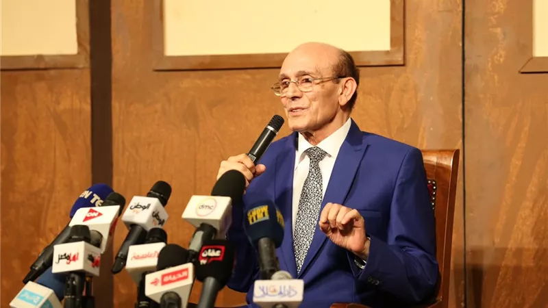 محمد صبحي يكشف: 30 كرسي مجاناً في مسرحي لمن لا يملك ثمن التذكرة