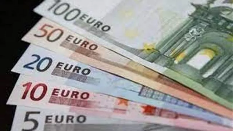 سعر اليورو اليوم الجمعة 17-6-2022