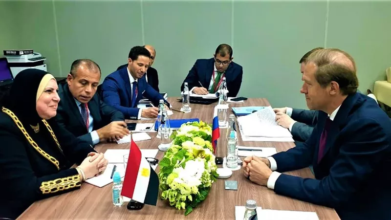 وزيرة التجارة تبحث مع نظيرها الروسى سبل تنمية أطر التعاون الاقتصادي بين القاهرة وموسكو
