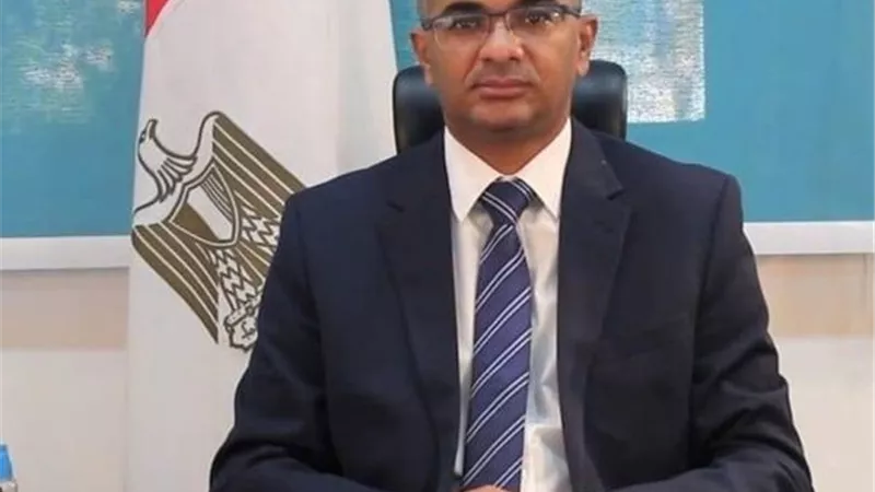 نائب وزير الإسكان يناقش موقف المشروعات المشتركة مع البنك الأوروبي لإعادة الإعمار والتنمية