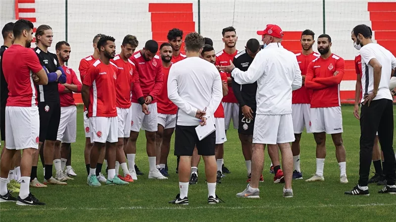 الكاف يهدد الوداد المغربى بعدم المشاركة فى البطولات الافريقية لهذا السبب