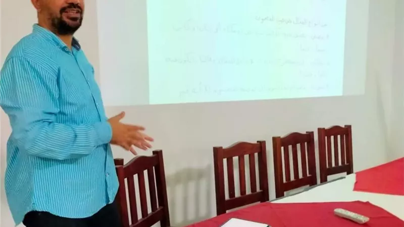 حزب مستقبل وطن يقدم مراجعات مجانية لطلاب الثانوية بنادي شرم الشيخ الرياضي