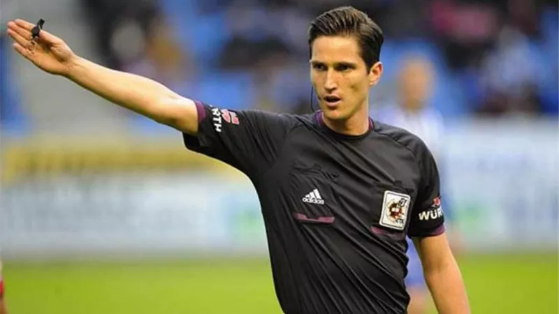 كل ما تريد معرفته عن حكم لقاء القمة بين الاهلى والزمالك