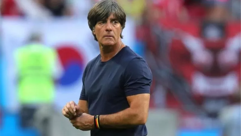المدير الفنى لألمانيا يقترب من قيادة منتخب مصر