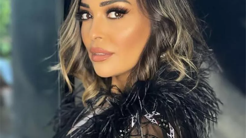بملامح هادئة .. داليا البحيري تجذب الأنظار في أحدث إطلالتها .. صور