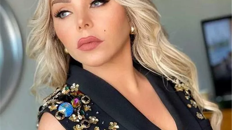 رزان المغربي تشعل السوشيال ميديا بصورة فى 