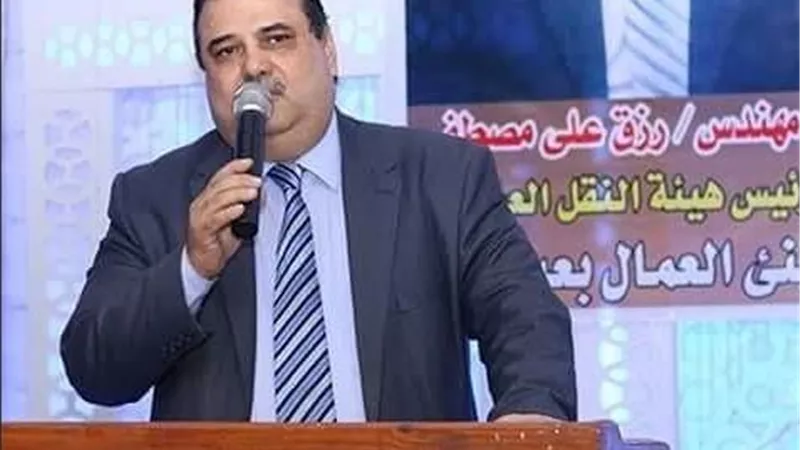 محمد كامل ..رئيسا لنقابة النقل العام