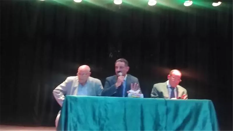 سلومة يجتمع بمديري عموم الإدارات التعليمية ورؤساء لجان الثانوية العامة