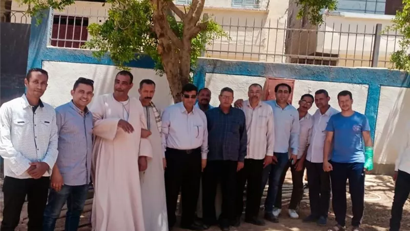 مستقبل وطن منفلوط ينظم قافله طبية لأهالى نزه قرار للكشف والعلاج المجانى