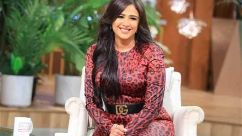 شقيق ياسمين عبد العزيز يوجه لها رسالة «مؤثرة»