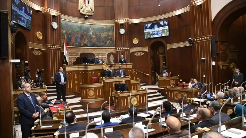 نيابة عن 