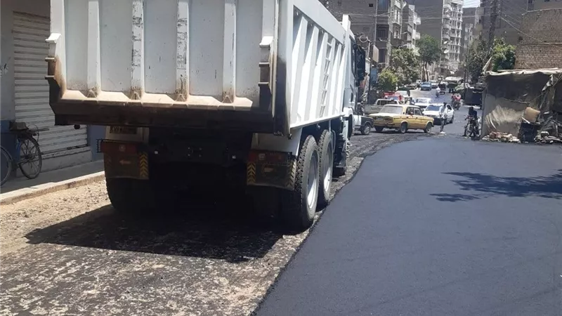 محافظ أسيوط: استكمال أعمال الرصف ورفع كفاءة الشوارع بحي غرب