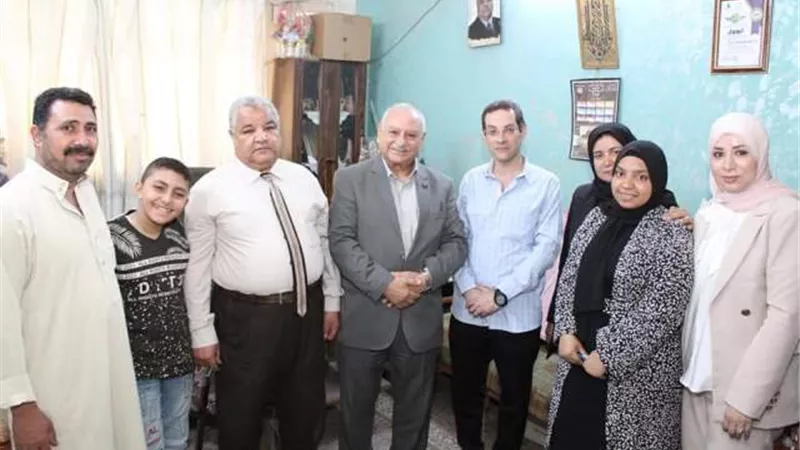 وكيل التعليم بالمنيا يكرم الموهوبين فى المسابقات