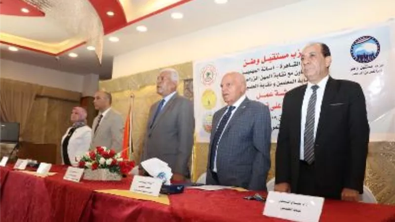 نقيب المعلمين يطالب بتدريس مادة التربية المناخية فى المدارس