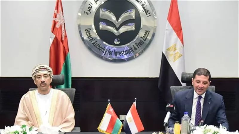 رئيس هيئة الاستثمار يفتتح منتدى الأعمال المصري العماني