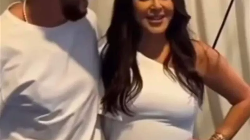 اليسا تثير الجدل بسبب وزنها الزائد