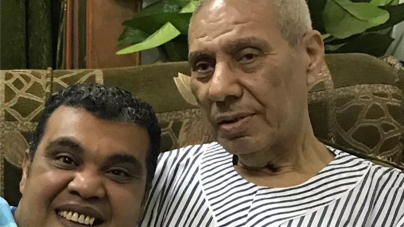 وداعاً .. أحمد فتحي ينعى وفاة والده الراحل