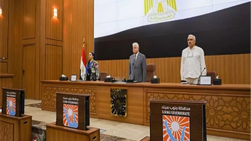 فودة يتابع المشروعات القومية والتنموية والاستعداد لمؤتمر تغير المناخ