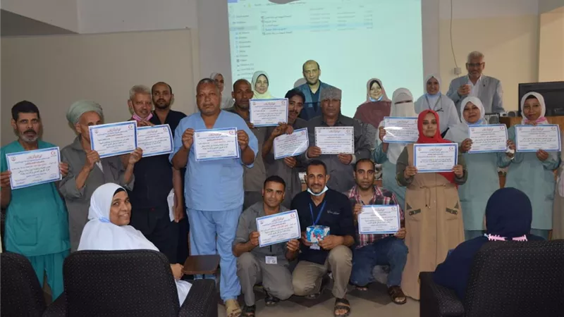 مستشفى جراحة العصبية والنفسية وجراحه المخ والأعصاب بـ أسيوط تكرم العمال المتميزين