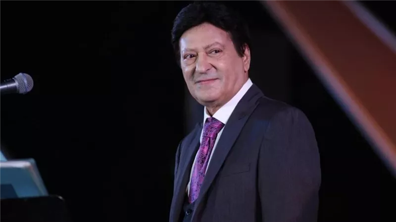 أول صورة للمطرب محمد الحلو بعد العملية الجراحية