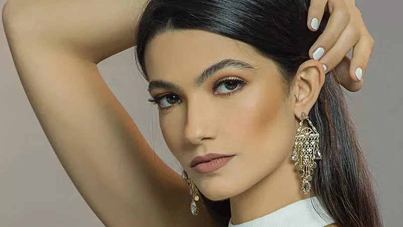 شاهد.. تارا عماد تحتفل باليوم العالمي لليوجا