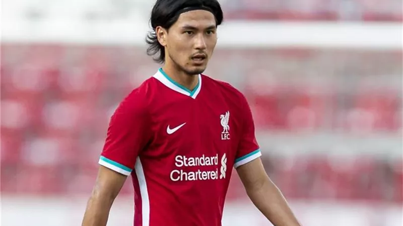 ليفربول يوافق على رحيل الياباني تاكومي مينامينو بـ 20 مليون يورو