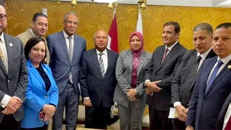 نواب كفرالشيخ: إنتهاء أزمة طريق كفرالشيخ دسوق بعد معاناة الاهالى