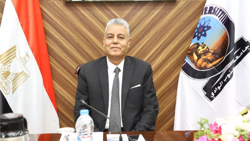 جامعة جنوب الوادي تنجح في محو أمية عدد ٧١٠٣ مواطنا خلال 3 شهور