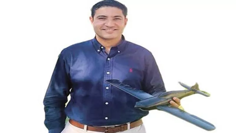 وزيرة الهجرة تهنئ عالما مصريا بأمريكا وضع نظرية جديدة في معادلات الطائرات