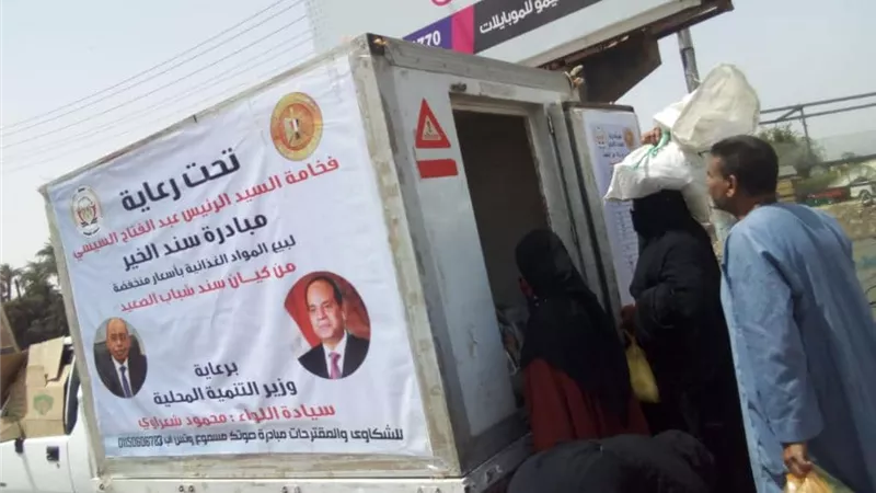 شعراوي يتلقى تقريراً حول جهود 