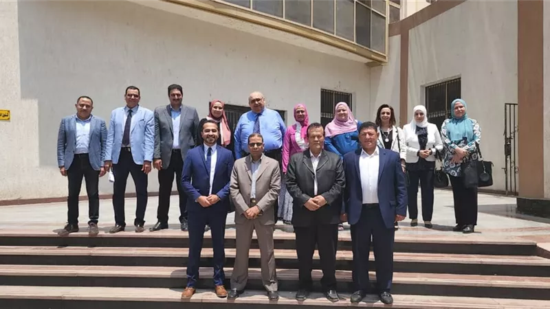 رئيس جامعة الزقازيق يستقبل أعضاء لجنة قطاع طب الأسنان بالمجلس الأعلى للجامعات