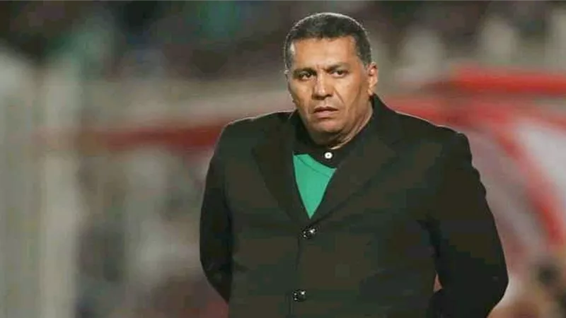 رسميا.. الرجاء المغربي يعلن إقالة رشيد الطاوسي