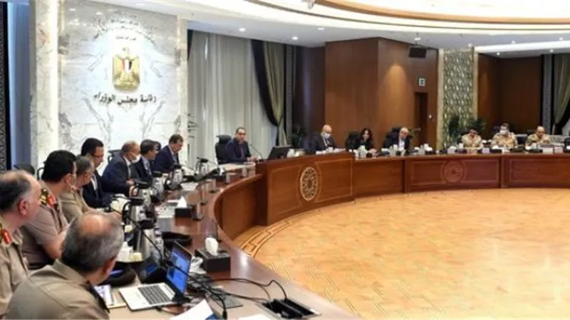 رئيس الوزراء يتابع الموقف التنفيذى لمشروعات العاصمة الإدارية الجديدة