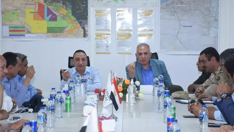 محافظ الإسكندرية ووزير الري يتفقدان مشروع نقل مياه محطة المعالجة الحمام